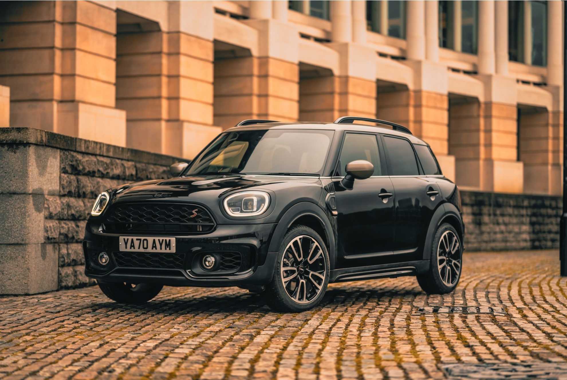 The Mini Countryman Shadow Edition has been launched, with a price tag of Rs 49 lakh