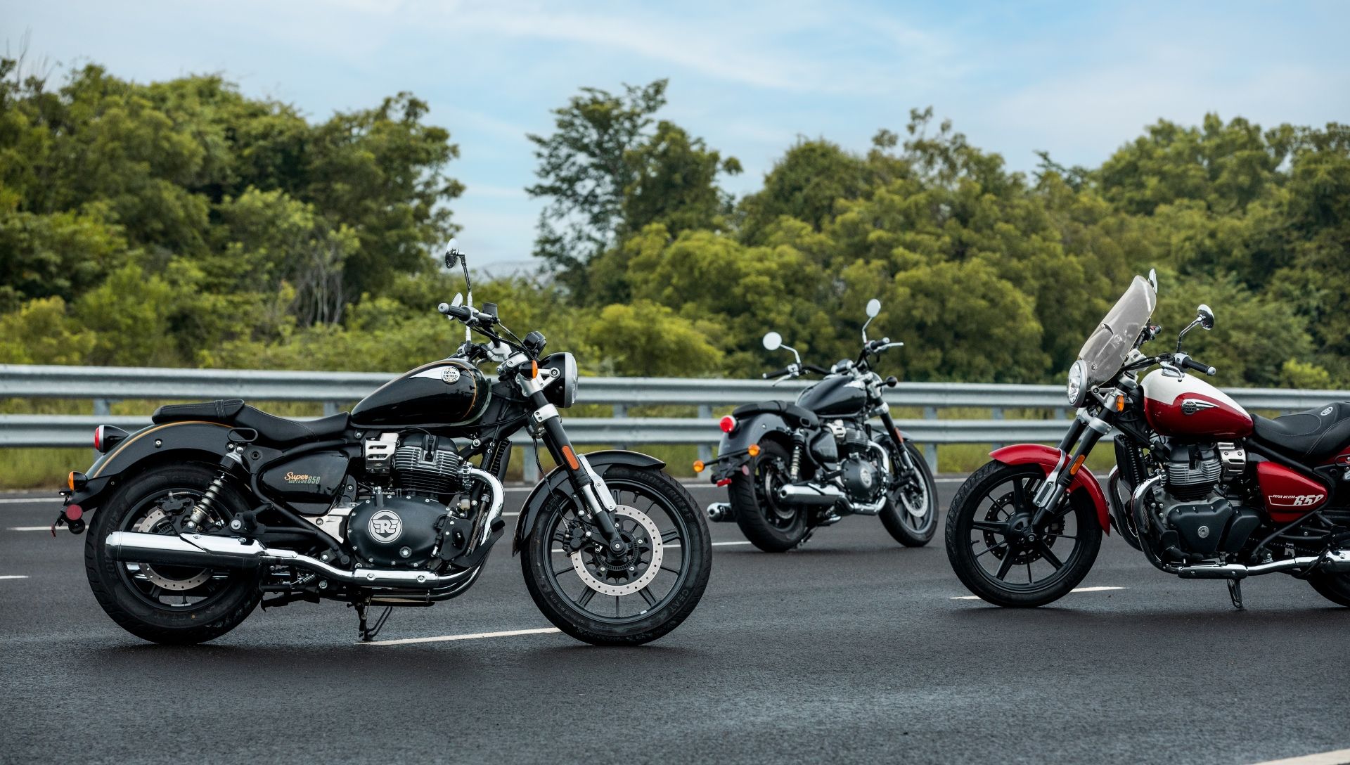 Royal Enfield’s iconic Indian cruiser, the Super Meteor 650, has been released in the US and Canada